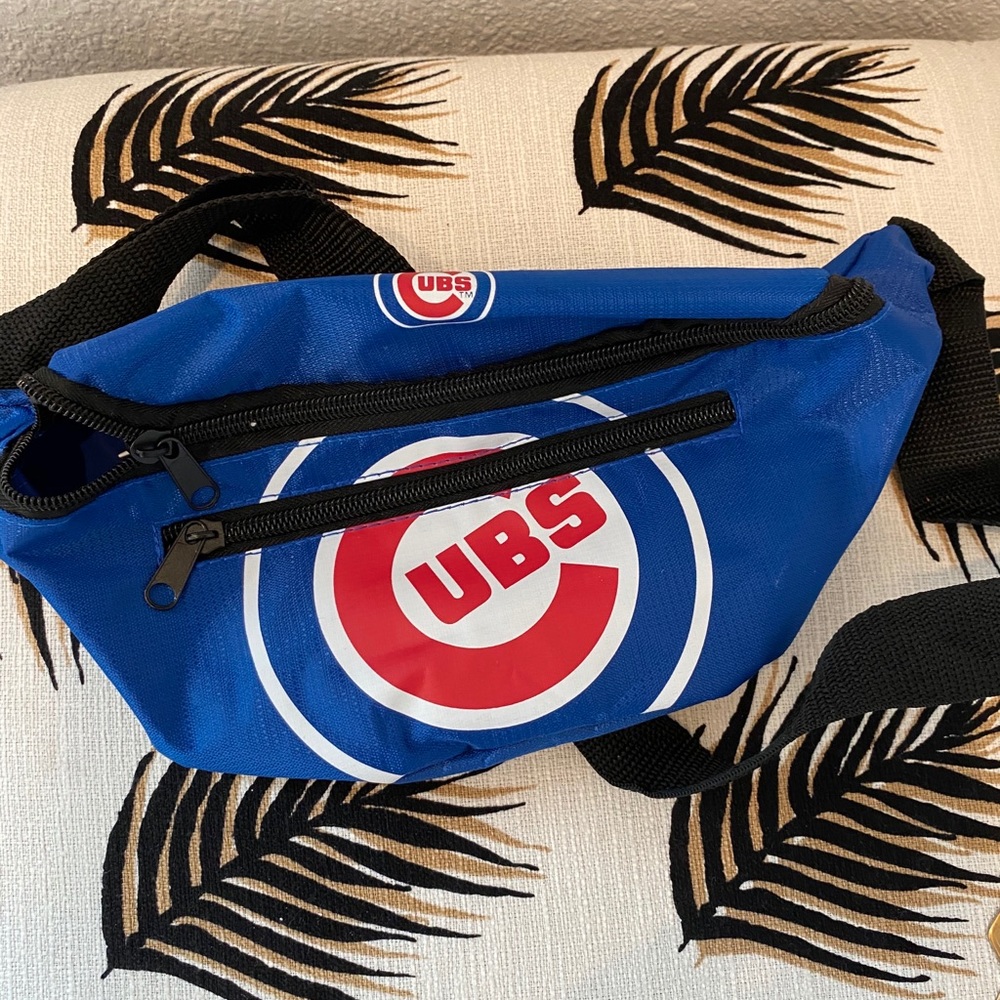 Cubs Fanny belt pack NEW